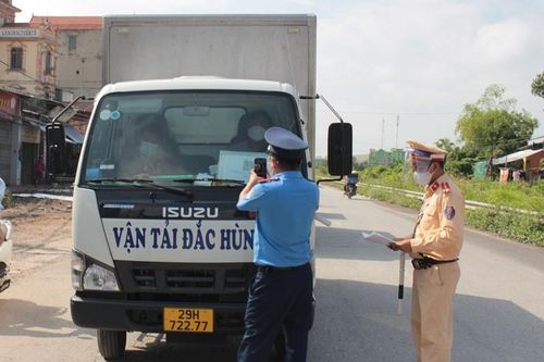 Sau 31/12, xe kinh doanh vận tải không đổi biển số màu vàng sẽ bị xử phạt