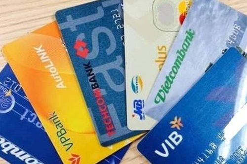 Chưa có thẻ ATM gắn chip, người dân có thực hiện được giao dịch sau 31/12/2021 không?