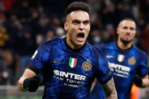 Inter Milan tiến sát ngôi đầu Serie A