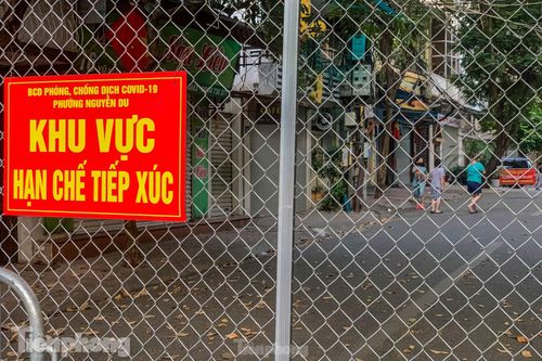 Hà Nội quyết liệt chống dịch, phát triển kinh tế