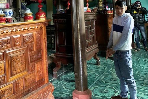 Bắt tên trộm cổ vật hơn 100 năm tuổi