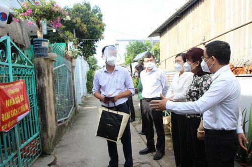 An Giang phủ 93% vắc xin, Cần Thơ một công ty nghiên cứu sản xuất thuốc điều trị COVID-19
