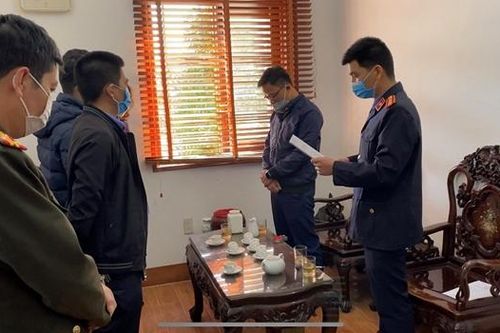 Bắt Phó Thủ trưởng Cơ quan CSĐT Công an huyện và Phó Viện trưởng VKSND huyện Vũ Thư