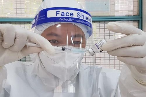 'Nóng' việc gia hạn vắc xin, Vimedimex đấu giá đất