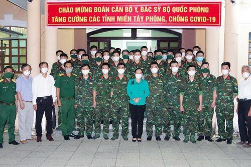 Đoàn quân y đến Sóc Trăng hỗ trợ chống dịch Covid-19