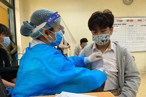 Nhiều trường THPT Hà Nội xin lùi thời gian cho học sinh tới trường