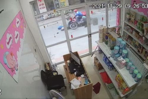 Hà Nội tìm tung tích cụ bà bị xe máy tông tử vong ở quận Thanh Xuân