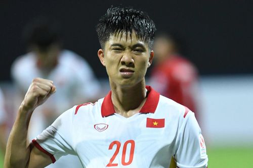 Tuyển Việt Nam thắng Lào 2-0 ở trận ra quân tại AFF Cup