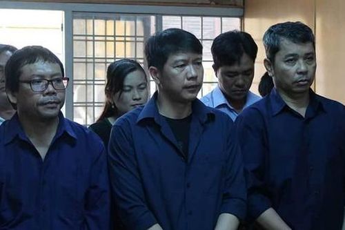 Vụ logo 'xe vua': không đủ căn cứ để khởi tố 80 cảnh sát giao thông, thanh tra giao thông