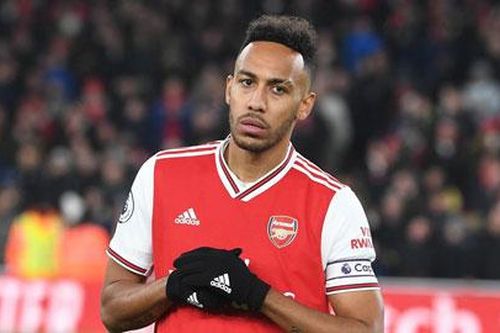 Arteta khó xử với Aubameyang