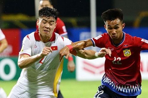 Vì sao tuyển Việt Nam phạm lỗi nhiều gấp 3 lần Lào?