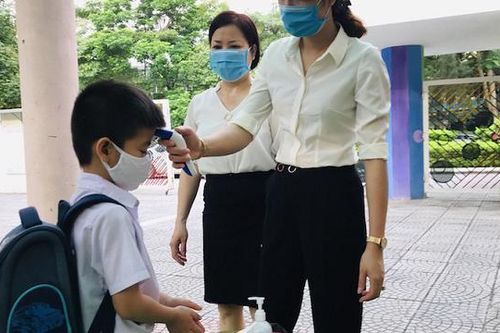 Từ 12/12, Bình Dương thí điểm cho trẻ mầm non và tiểu học đến trường