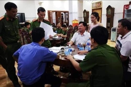 Cha con Thiện 'Soi' cho vay nặng lãi, hưởng lợi bất chính hơn 99,8 tỉ đồng.