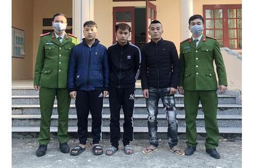 Rủ bạn mang dao đi giải quyết mâu thuẫn