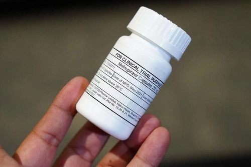 Đề xuất cho bán thuốc điều trị Covid-19 đại trà