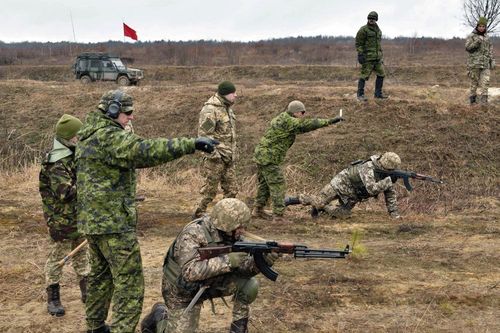 Lý do khiến Canada từ chối đưa người và máy bay tới giúp Ukraine
