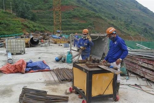Lập Hội đồng điều chỉnh báo cáo dự án nối Nội Bài-Lào Cai đến Sapa