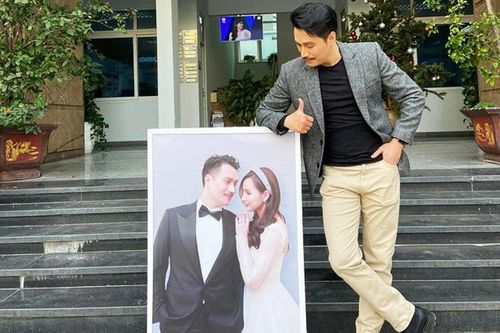 Việt Anh bất ngờ khoe ảnh cưới vợ mới, cô dâu là người '10 năm vẫn chờ'