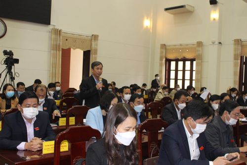 Ngày làm việc thứ 2, Kỳ họp thứ 6, HĐND tỉnh khóa VIII: Nhóm vấn đề kinh tế - xã hội, thu - chi ngân sách, đầu tư công được quan tâm chất vấn