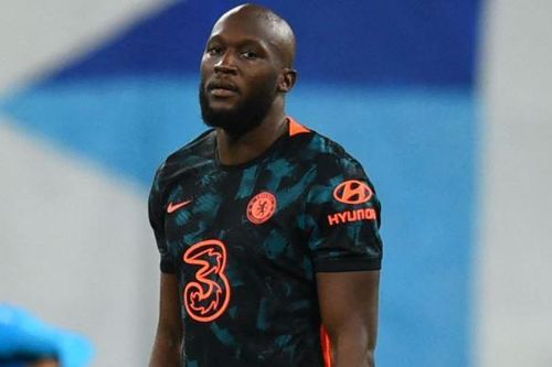 Chelsea mất ngôi đầu bảng ở phút 90+4