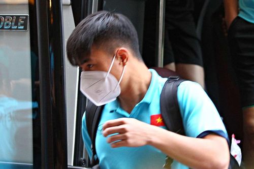 Lý Công Hoàng Anh có mặt ở Singapore dự AFF Cup