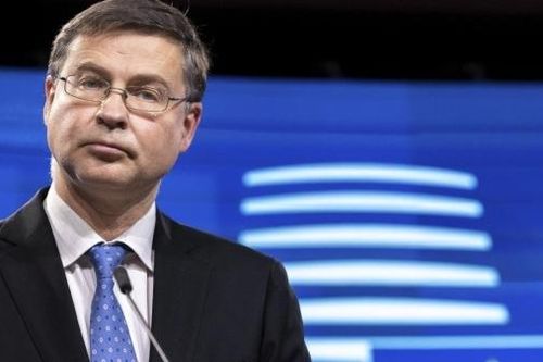 Hàng hóa 'lâm nạn', Lithuania tố Trung Quốc động tay, EU cảnh báo