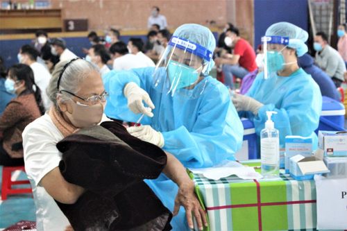 Đắk Lắk: Hàng trăm ca mắc COVID-19 mỗi ngày, hơn 62% bệnh nhân không có triệu chứng