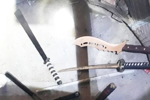 Hỗn chiến vì mâu thuẫn đá bóng, 2 người thương vong