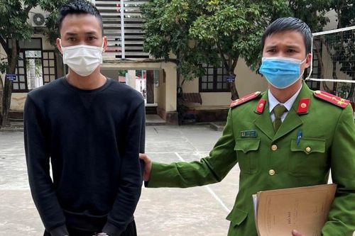 Thanh Hóa: Dùng dao dí vào cổ, cướp tiền tại cây ATM
