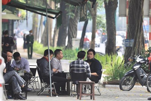 Người dân Hà Nội vẫn chủ quan trong phòng chống dịch COVID-19