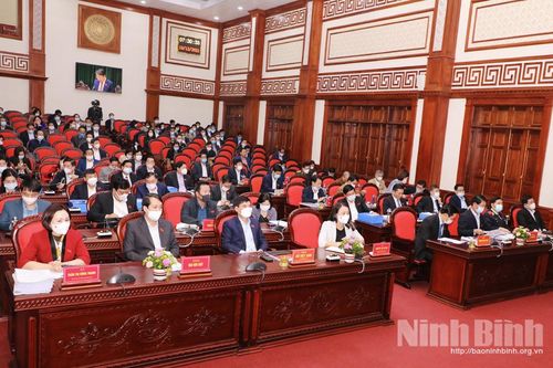 Bế mạc kỳ họp thứ 4, HĐND tỉnh khóa XV