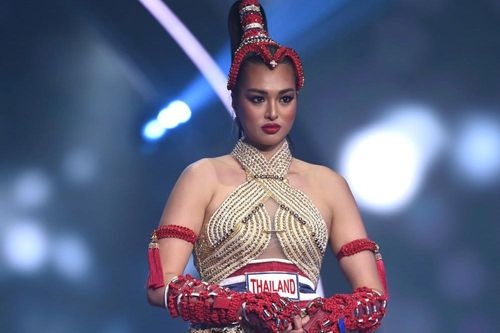 Hoa hậu nặng 71 kg của Thái Lan nổi bật ở bán kết Miss Universe