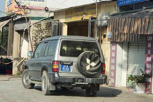 Vợ chủ tịch công ty đấu giá trúng tiếp xe biển xanh ở Nghệ An