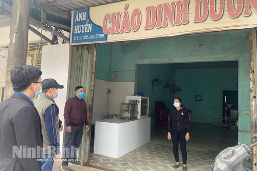 Ninh Bình ghi nhận nhiều ca bệnh trong cộng đồng, dịch bệnh diễn biến phức tạp