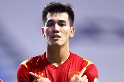 Tiến Linh vắng mặt ở đội hình xuất phát trận gặp Malaysia