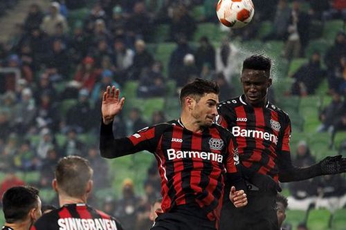 Soi kèo nhà cái Frankfurt vs Leverkusen. Nhận định, dự đoán bóng đá Bundesliga (23h30, 12/12)