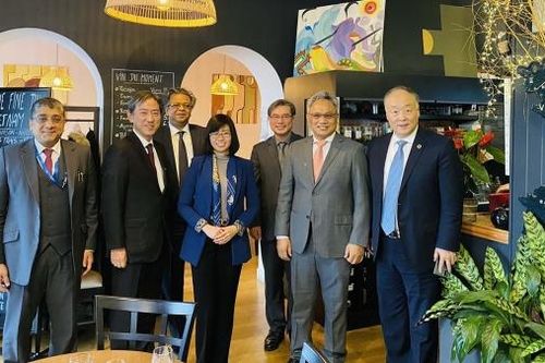 Đại sứ Lê Thị Hồng Vân: Luôn tâm niệm phải phát huy sức mạnh mềm Việt Nam