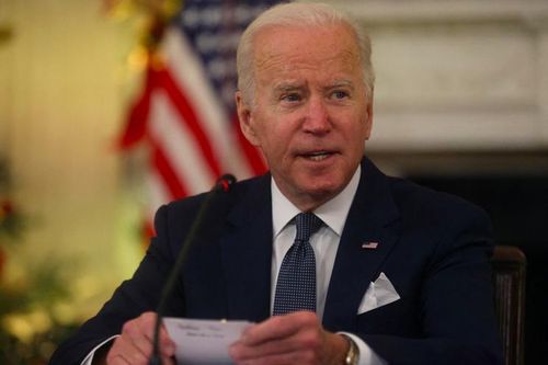 Ông Biden chia sẻ kỹ năng nấu ăn… dở tệ