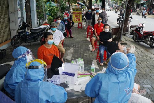 F0 tăng 'kỷ lục', Đà Nẵng khẩn trương lấy mẫu xét nghiệm điểm nóng Covid-19