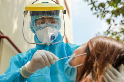 Bộ Y tế hồi đáp đề nghị của Hà Nội dùng kết quả test nhanh để xác định người nhiễm COVID-19 và khỏi bệnh