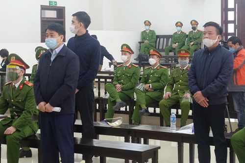 Những 'điểm nhấn' trong 3 ngày xét xử ông Nguyễn Đức Chung và đồng phạm trong vụ mua chế phẩm Redoxy – 3C