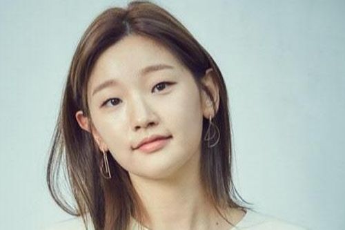 Nữ chính 'Ký sinh trùng' mắc ung thư tuyến giáp