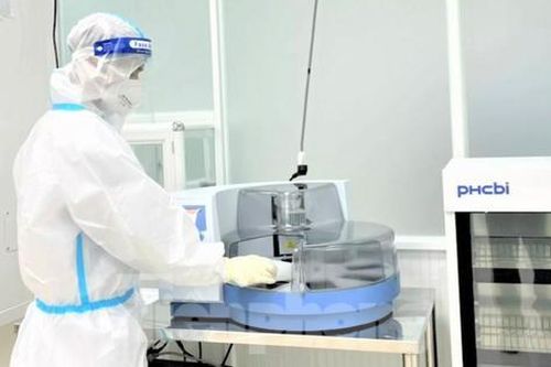 Tin mới vụ công nhân bị trừ lương 4,5 triệu đồng phí xét nghiệm COVID-19