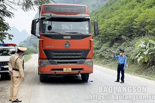 Thanh tra Sở Giao thông – Vận tải: Tăng cường kiểm soát, xử lý vi phạm tải trọngTin khácTrải thảm đón nhà đầu tưChung tay phòng chống HIV/AIDS trong bối cảnh dịch COVID-19