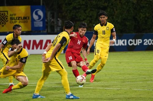 Báo châu Á: Không cần phải bàn cãi, đẳng cấp tuyển Việt Nam vượt xa Malaysia