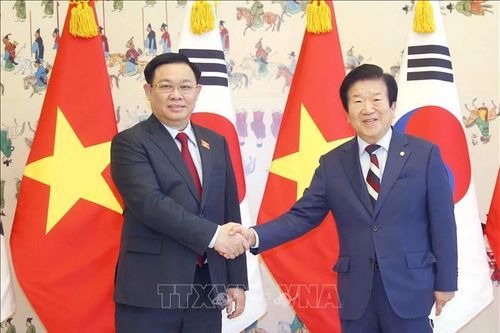 Chủ tịch Quốc hội Vương Đình Huệ hội đàm với Chủ tịch Quốc hội Hàn Quốc Park Byeong-seug