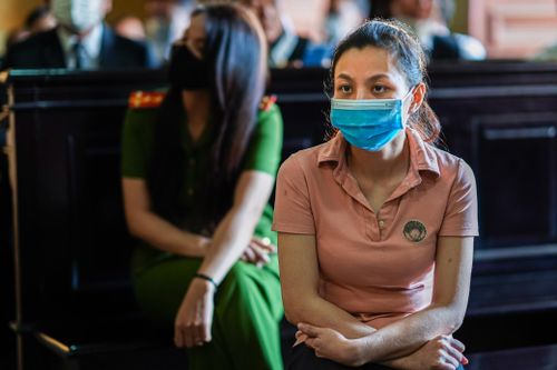 Nữ chủ mưu sát hại Quân 'Xa Lộ' kêu chóng mặt, khó thở khi hầu tòa