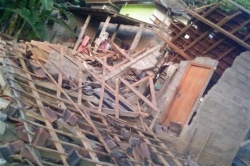 Gỡ bỏ cảnh báo sóng thần sau trận động đất tại Indonesia