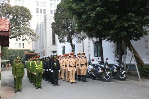Công an TP Hà Nội ra quân thực hiện cao điểm trấn áp tội phạm