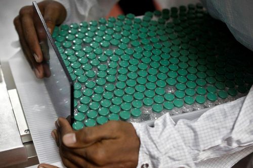 Ấn Độ có vaccine nhưng khó xuất khẩu cho các nước đang thiếu